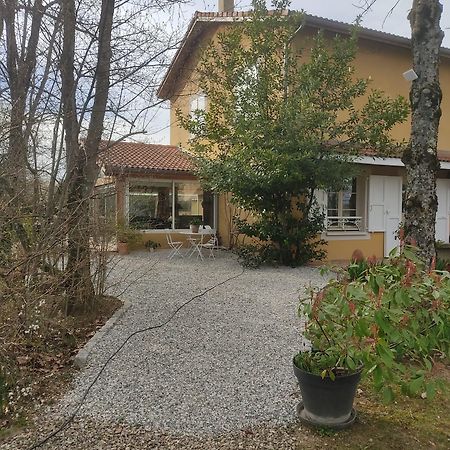 Bed and Breakfast La Frenaie Saint-Cyr-sur-le-Rhone Zewnętrze zdjęcie